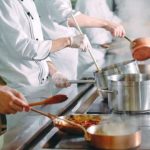 La traduction dans le monde de la restauration