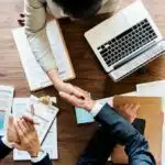 Les critères clés du recrutement en agence de traduction